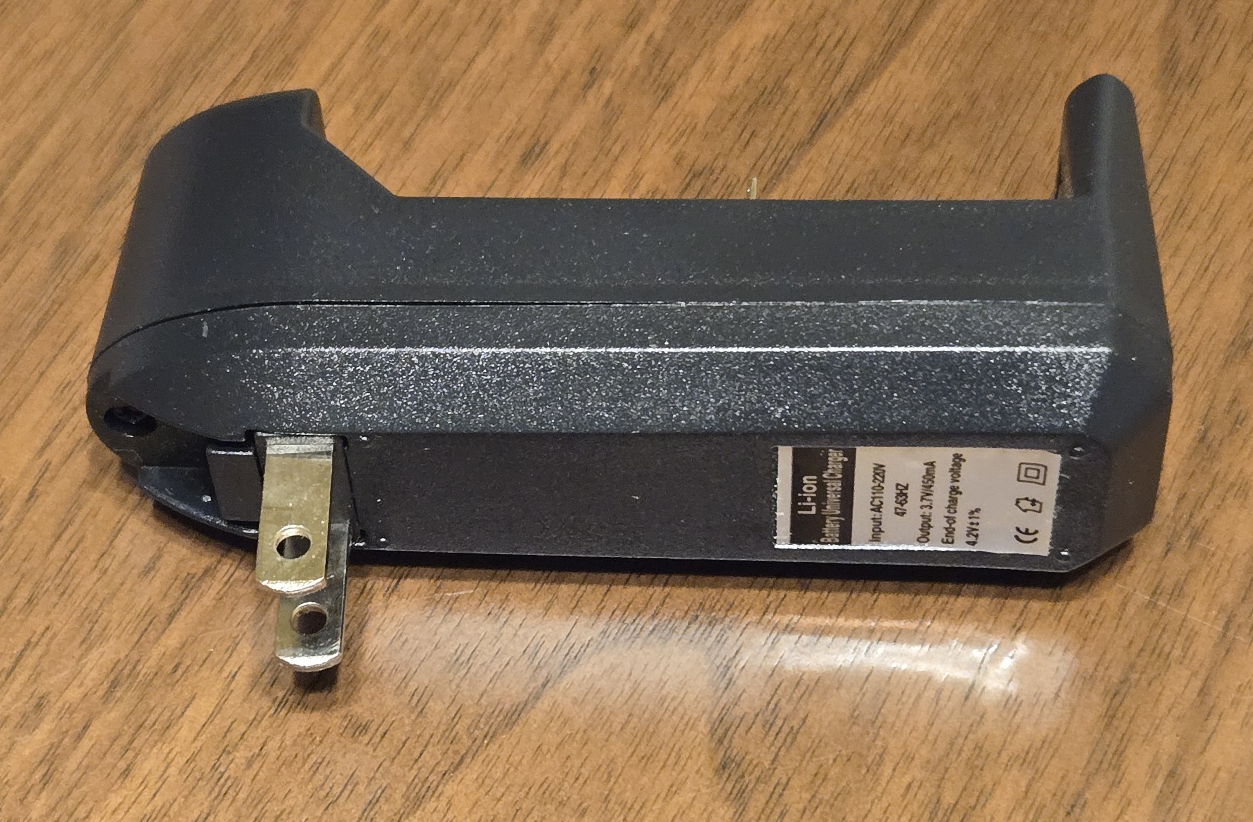 Blu Angel Gold 365nm UV LED Superbright (3W) Black Light With Rechargeable 3800 MAH Li-Ion Battery And Charger - Image 5